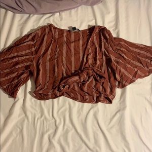 tie front crop top with flowy short sleeves